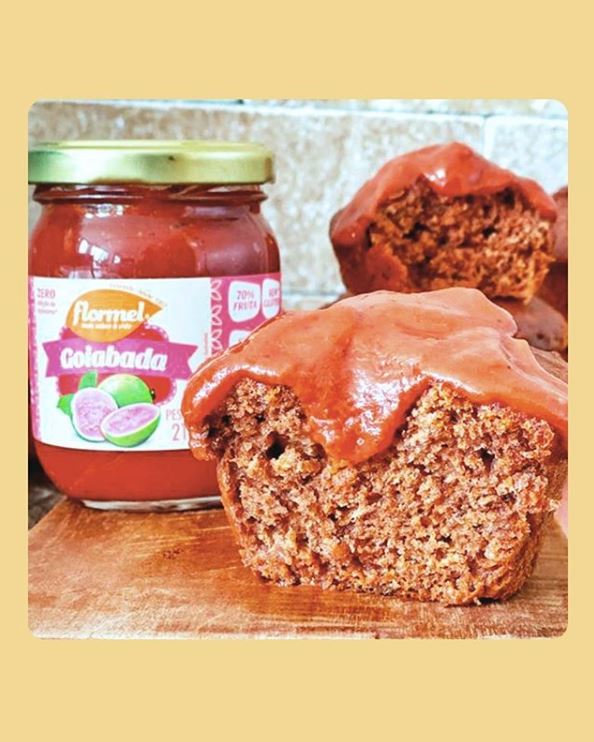 Bolo De Banana Com Goiabada